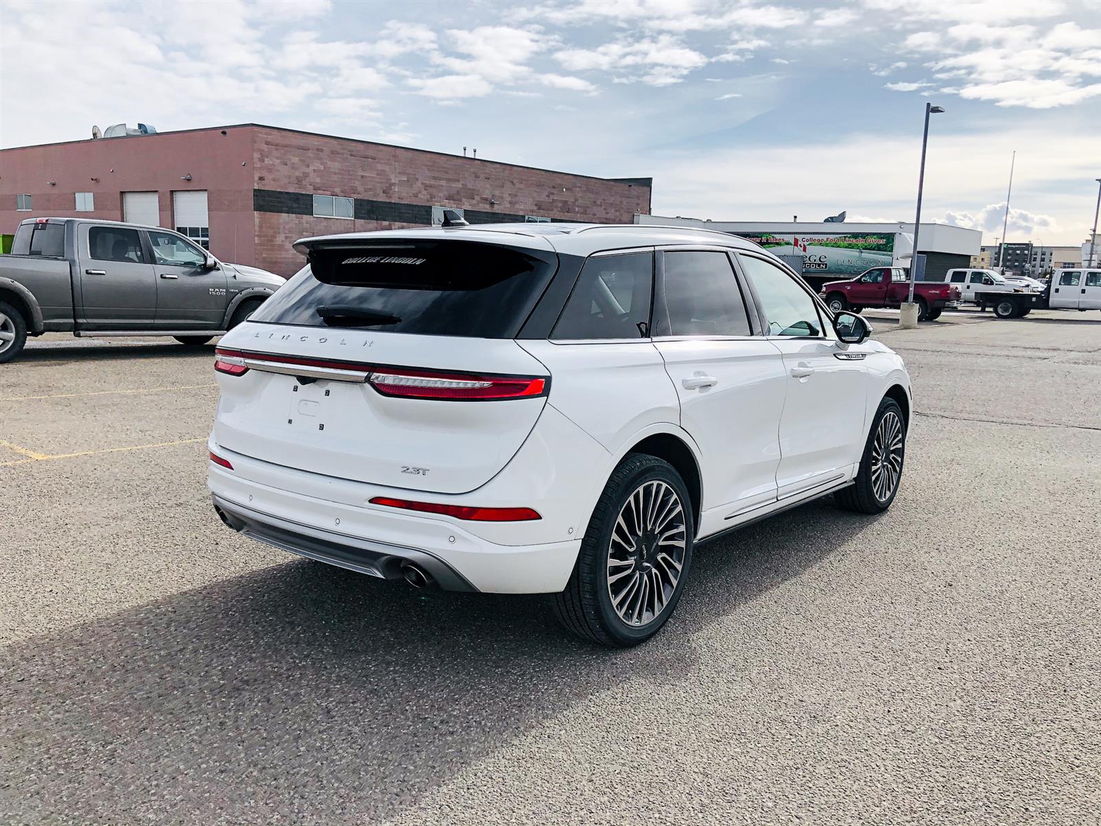 Pre-Owned 2020 Lincoln Corsair RESERVE Lethbridge AB U21007